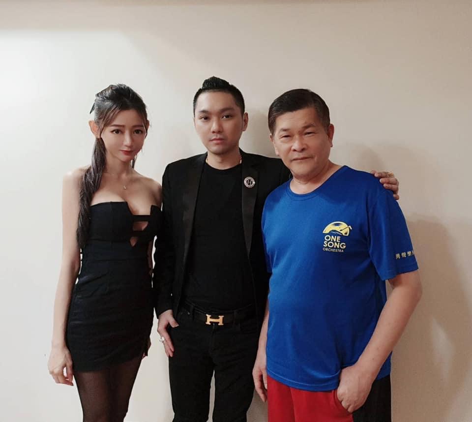 澎恰恰(右)昨日晚間發聲明表示和直播主連千毅(中)並未正式談妥2千萬的合作案。 圖：翻攝自臉書