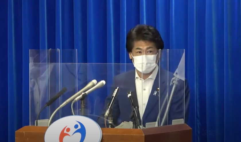 厚生勞動省大臣田村憲久表示，原先僅限於住院患者使用的「抗體雞尾酒療法」，也可於家中使用，最快下週開始推行試用。 圖：翻攝自厚生勞動省YouTube頻道