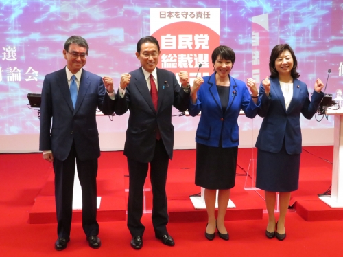 日本自民黨總裁候選人(左起為河野太郎、岸田文雄、高市早苗、野田聖子)。 圖 : 翻攝高市早苗競選官網（資料照片）