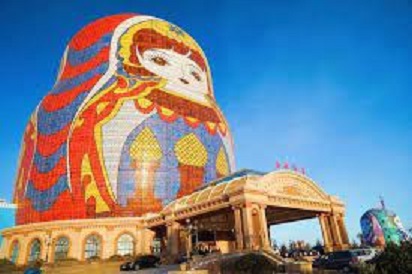 位於中國內蒙古的「俄羅斯娃娃」形狀的旅館。 圖 : 翻攝自KKNews
