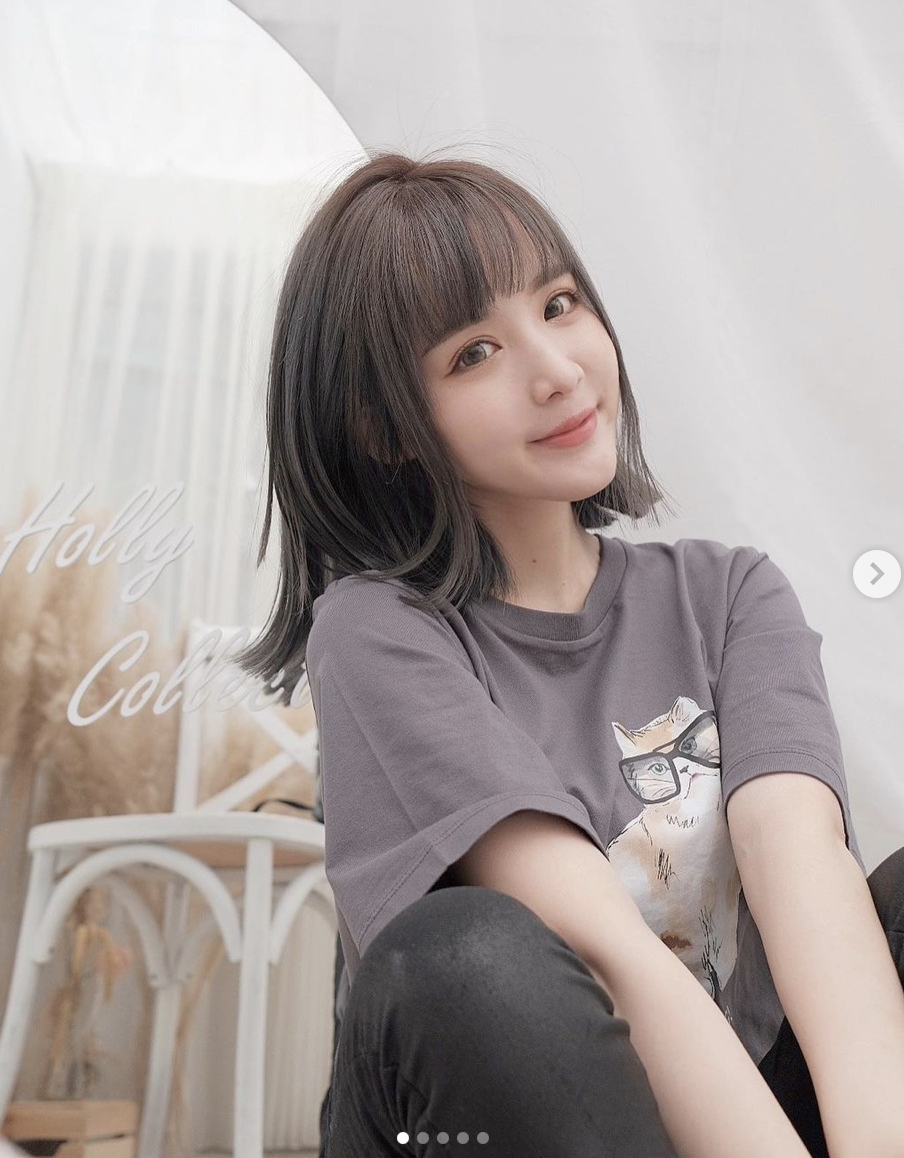 樂團F.I.R.成員阿沁與老婆花花育有兩女。 圖：翻攝IG/花花