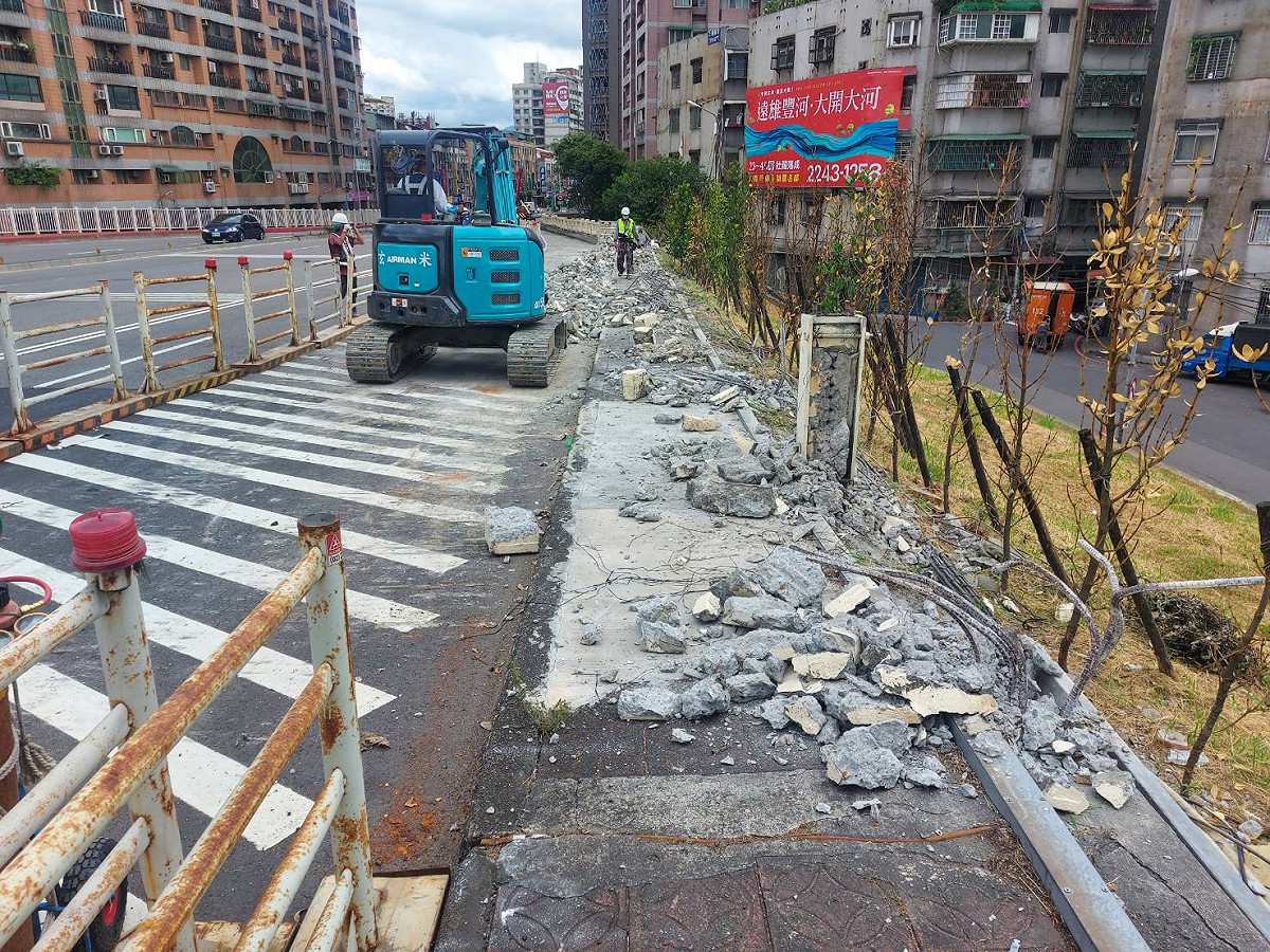 去年張志豪繼續爭取近600萬的經費，繼續完成西側相關改善工程。 圖：新北市議員張志豪提供