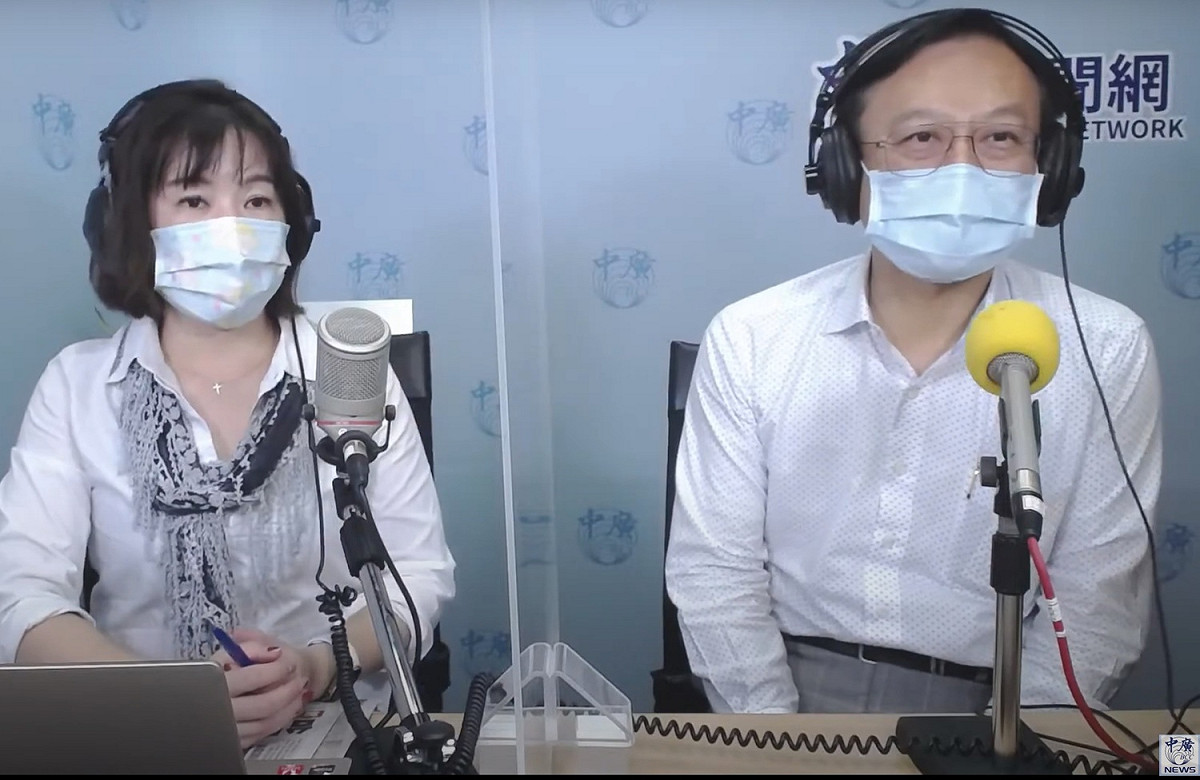 國民黨主席候選人卓伯源接受電台專訪。 圖：擷取自中廣《千秋萬事》Youtube頻道