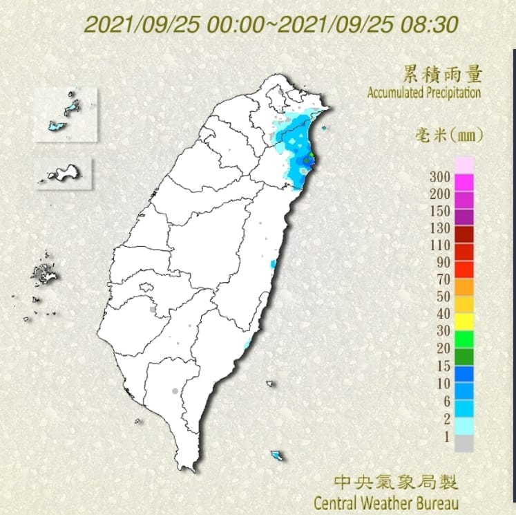 累積雨量圖顯示，宜蘭、大台北東側已有明顯降雨(右圖)。 圖/中央氣象局