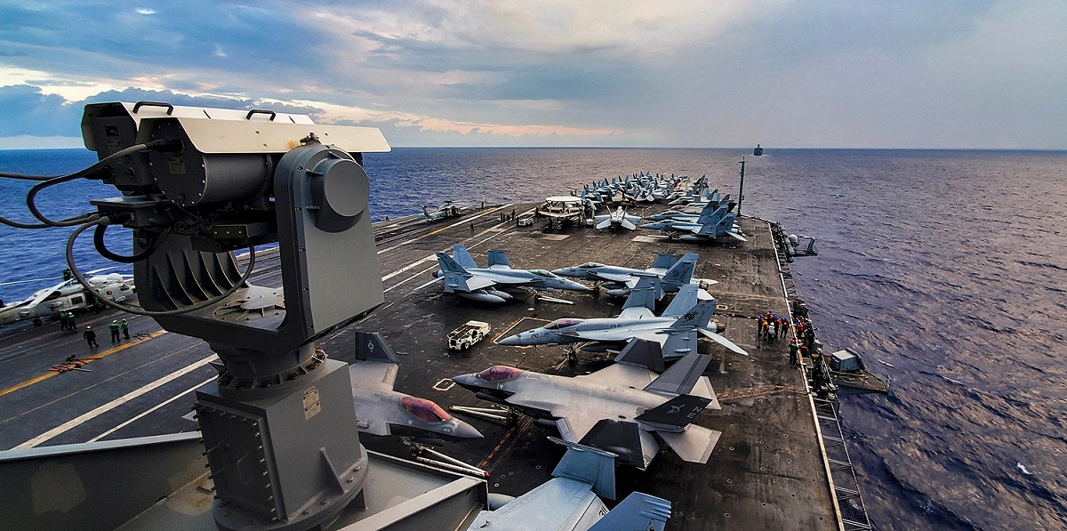 美國海軍航空母艦「雷根號(CVN-76)」返回亞洲，航經南海水域。 圖：翻攝 U.S. Pacific Fleet推特