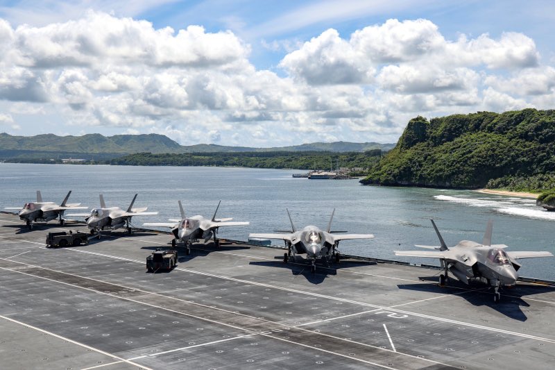 「伊莉莎白女王號」航母艦載F-35戰機。 圖：翻攝Commander UK Carrier Strike Group推特