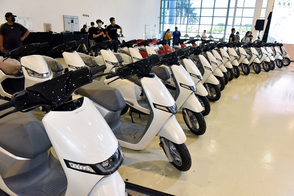 「高雄開就賺」振興活動送機車。 圖：高雄市政府提供