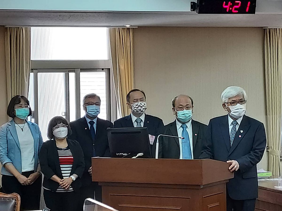 立法院內政委員會今天審查行政院函送中選會委員提名名單。 圖：陳佩君／攝