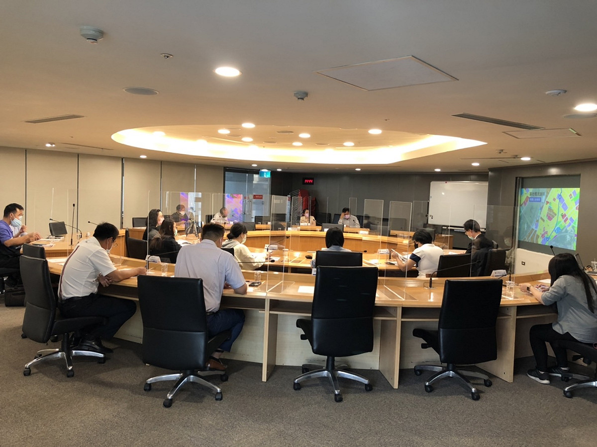 9月28日經發局針對8月底推出的公有土地招商辦理招商說明會。 圖：新北市經發局提供