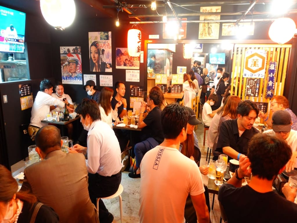 美食街經營理念，食客可以在輕鬆與療癒的氛圍裏，盡情感受味覺的滿足。 圖：東京觀光事務所台灣辦事處／提供