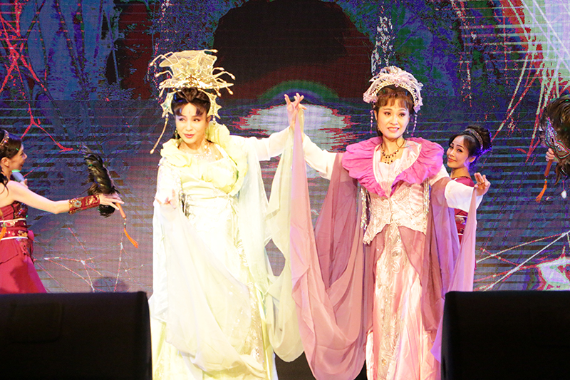 陳亞蘭歌仔戲團演出經典戲曲《西遊記》。 圖：新北市文化局提供
