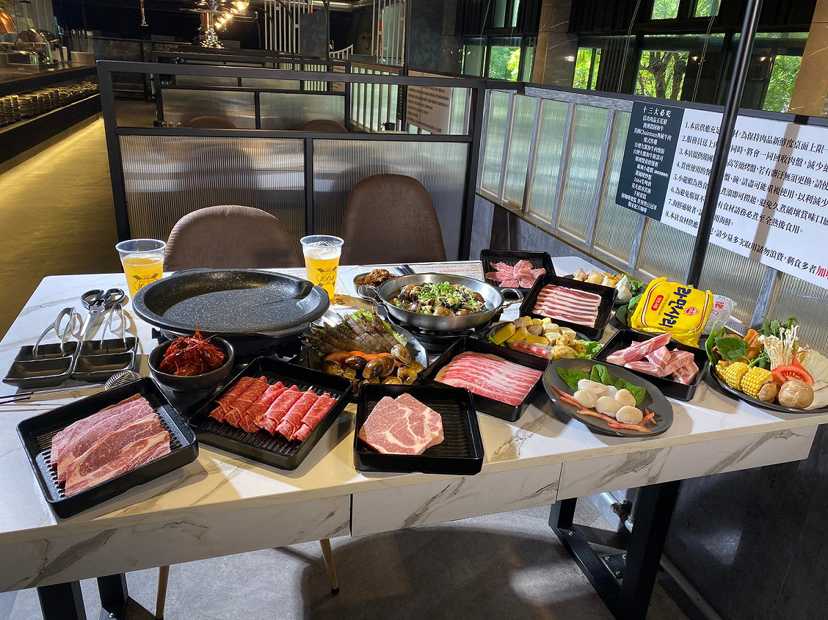 韓八提供無限享受的高級食材。 圖：韓八燒肉鍋物店提供