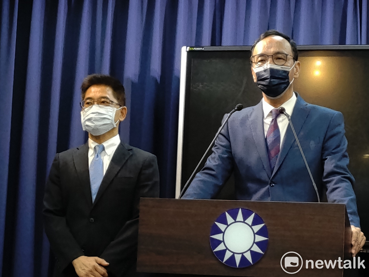 國民黨主席朱立倫與秘書長黃健庭。 圖：黃建豪/攝