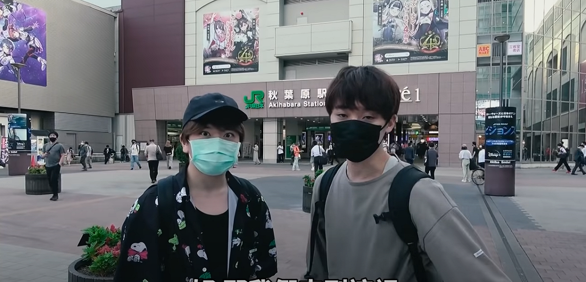 三原實際訪問現在秋葉原的情況。  圖：翻攝YT/三原慧悟