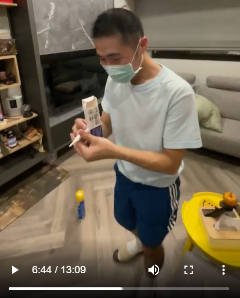 關韶文要求助理必須打完蟑螂才能通過試用期。 圖：翻攝自關韶文IG