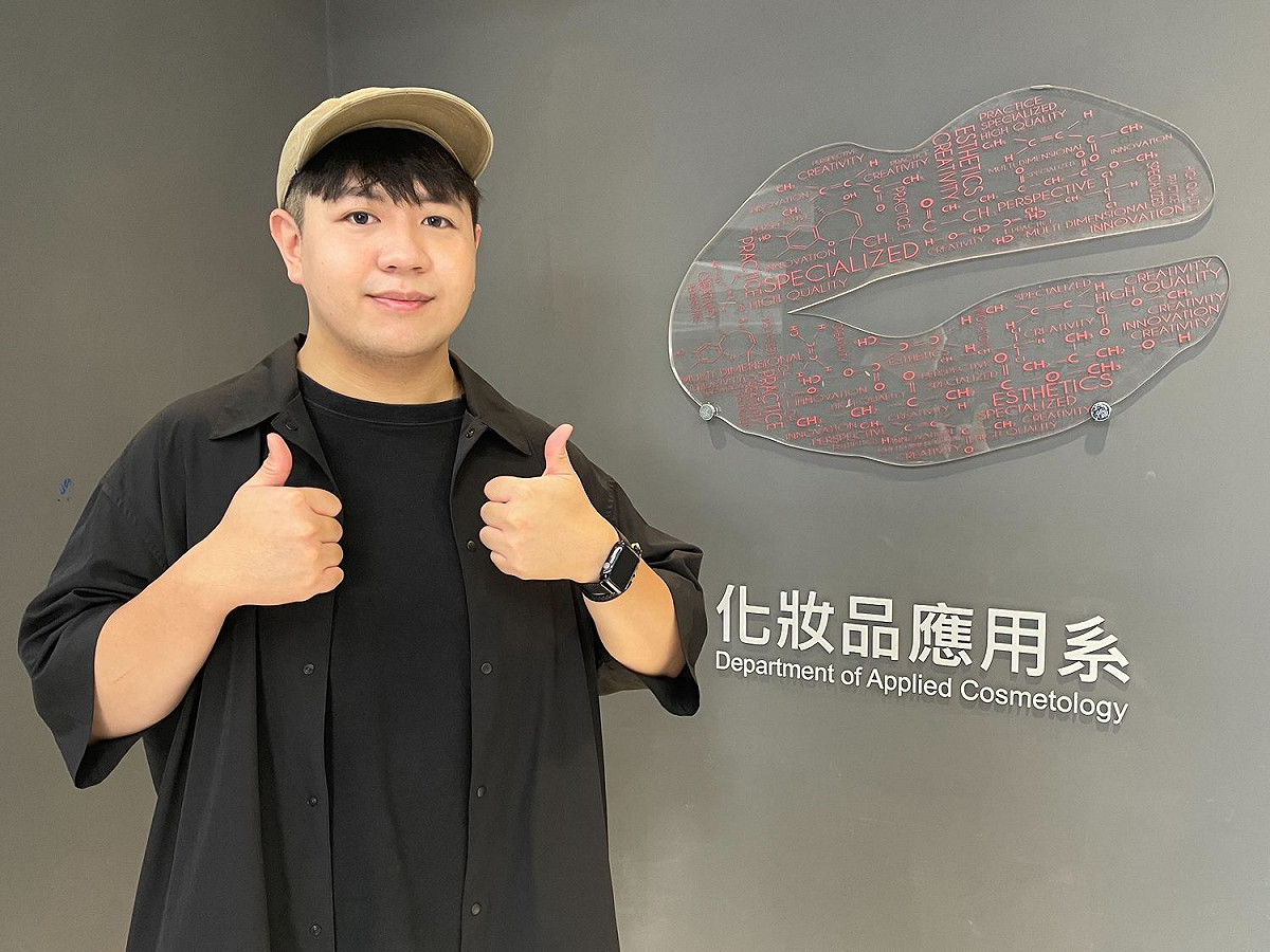 弘光妝品系碩二生劉浩宇美髮作品奪全球冠軍。 弘光科大/提供
