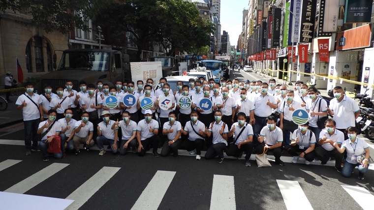 齊心齊力度過百年大旱，抗旱英雄獲邀參加國慶日遊行。 圖：經濟部提供