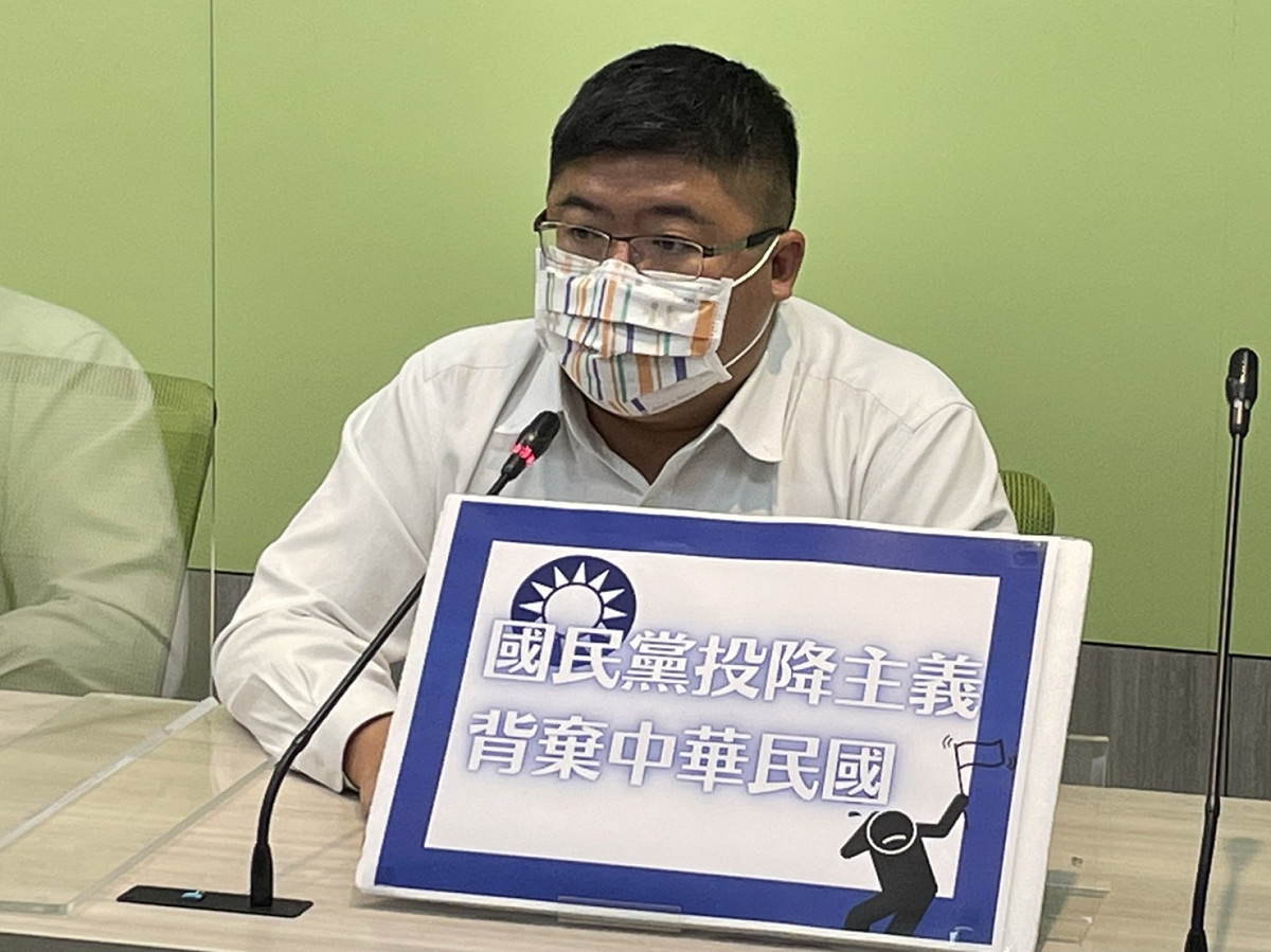 民進黨團副幹事長蔡易餘。 圖:陳佩君/攝