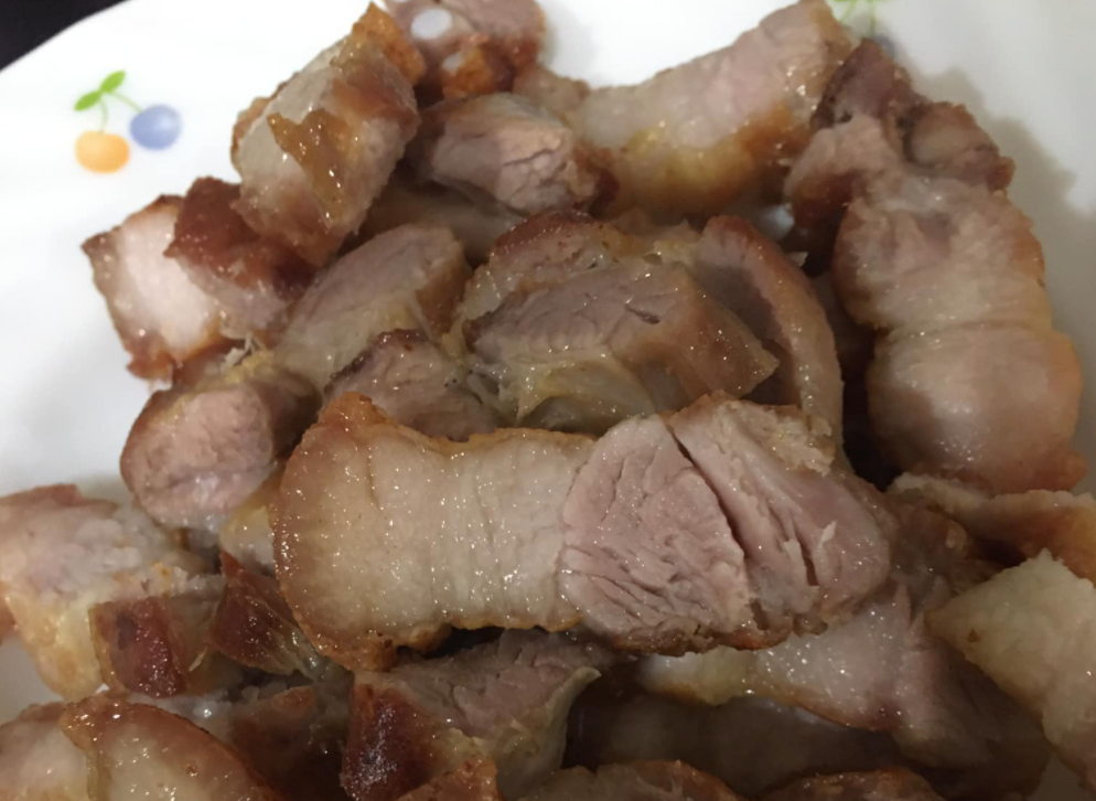 五花肉還能怎麼料理呢？就有一名媽媽分享「簡單1招」，直呼「超級下飯」。 圖／翻攝自《廚藝公社》