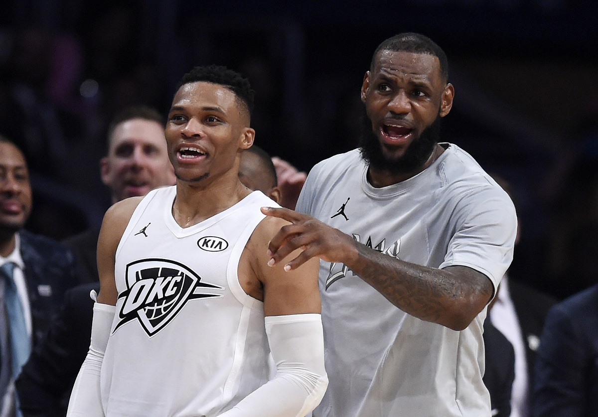 湖人三巨頭首度合體表現不如預期，「詹皇」LeBron James表示還需要一些時間。 圖／美聯社／達志影像