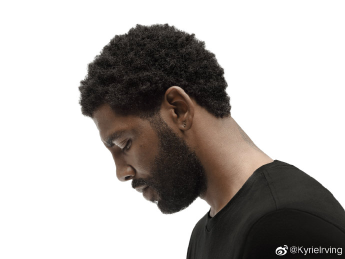 布魯克林籃網球星凱里·歐文堅決拒絕接種新冠疫苗，導致他無法出戰新賽季主場比賽。 圖：翻攝自 Kyrie Irving 微博