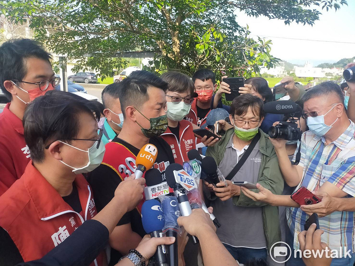 被高中同學爆料指「說謊成性、人緣差」，陳柏惟回應，自己當年蠻照顧這位同學，不知他為何這樣說。 圖：唐復年/攝