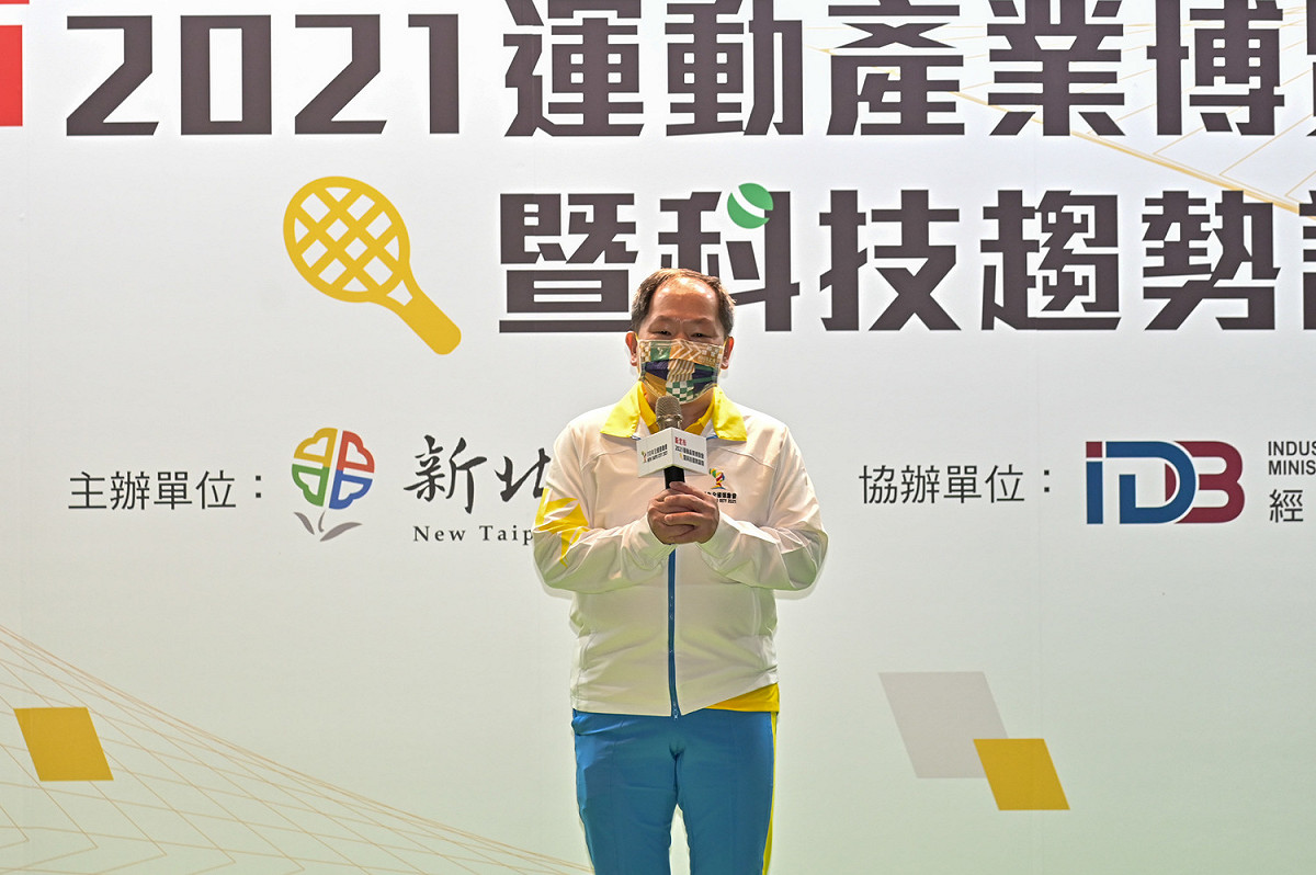 經濟部工業局主任秘書周崇斌致詞。 圖：新北市經發局提供