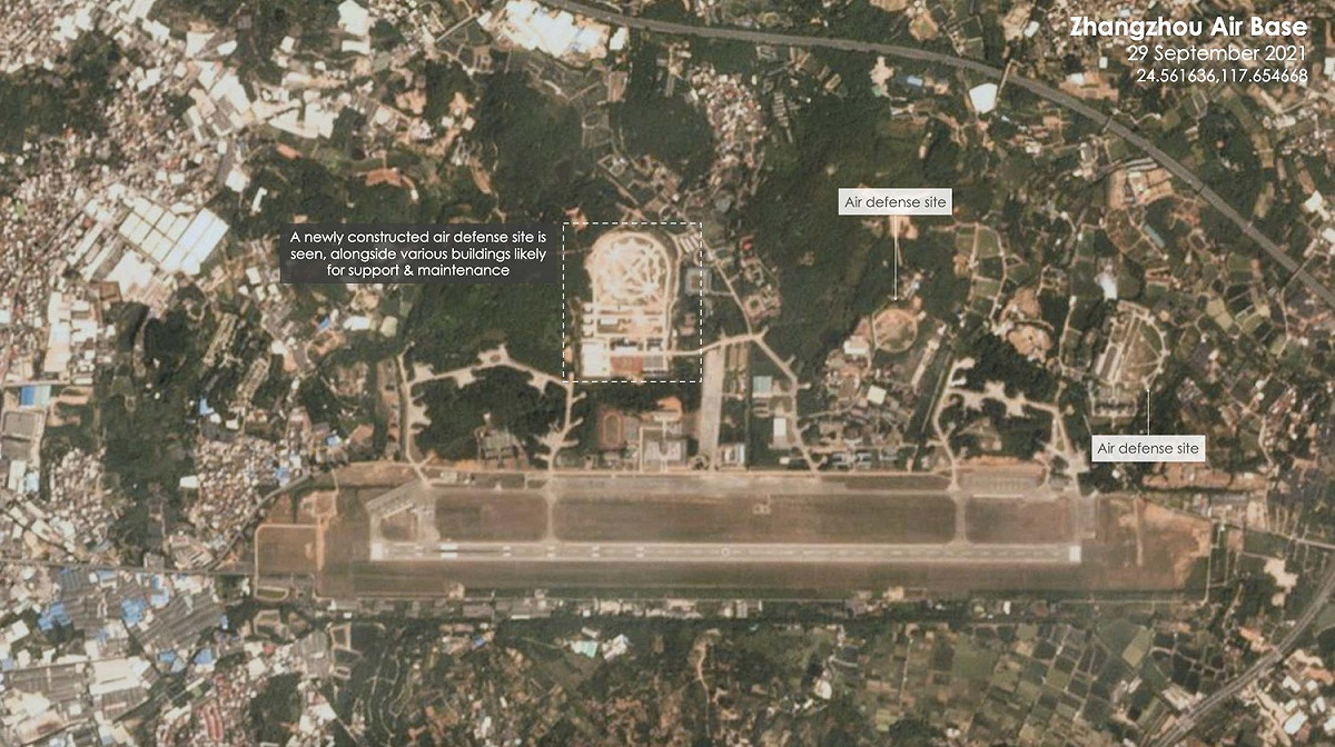 中國正在升級的三座空軍基地距離台灣僅有數分鐘飛行航程，台海情勢再度引發關注。 圖 : 翻攝planet Labs