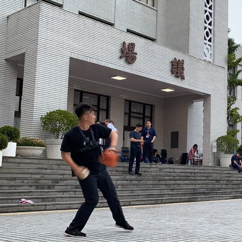 陳柏惟認為「台基社區棒球隊」目前一勝一敗，是目前唯一贏過對手的球隊。 圖:翻攝自陳柏惟臉書