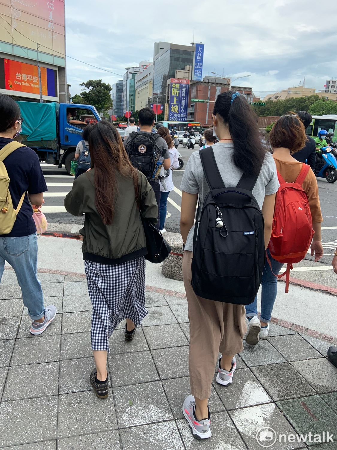 氣象專家吳德榮表示，今日東北季風稍微減弱、轉乾，但中南部仍要留意日夜溫差（資料照）。 圖：張家寧／攝