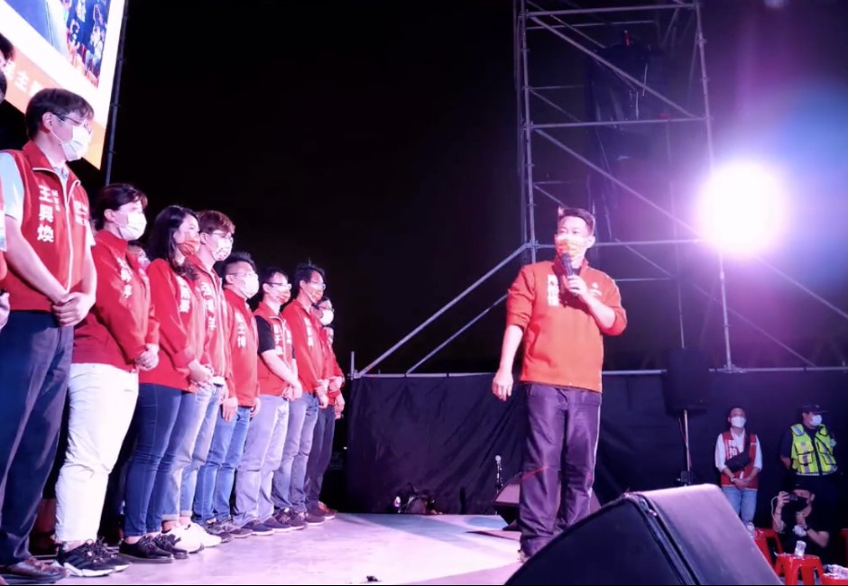 陳柏惟罷免案通過，連帶刺激四大公投網路聲量同步上揚。 image source：翻攝自網路