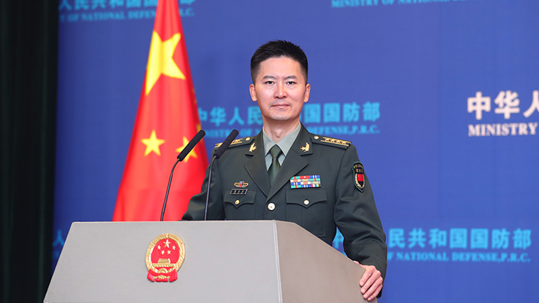 中國國防部發言人譚克非。