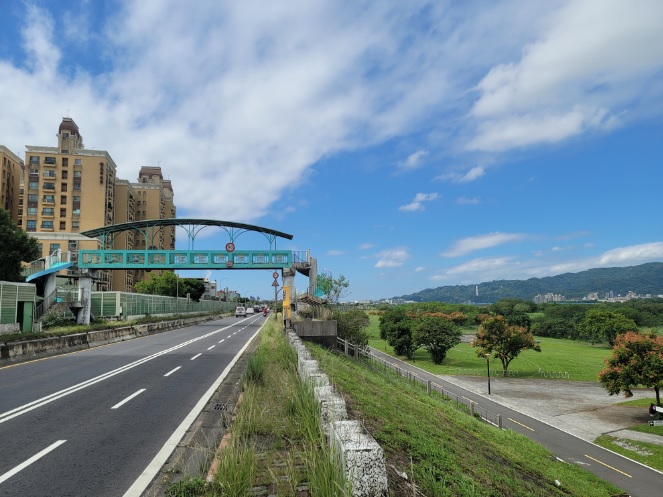 堤外側周邊現況。 圖：新北市水利局提供