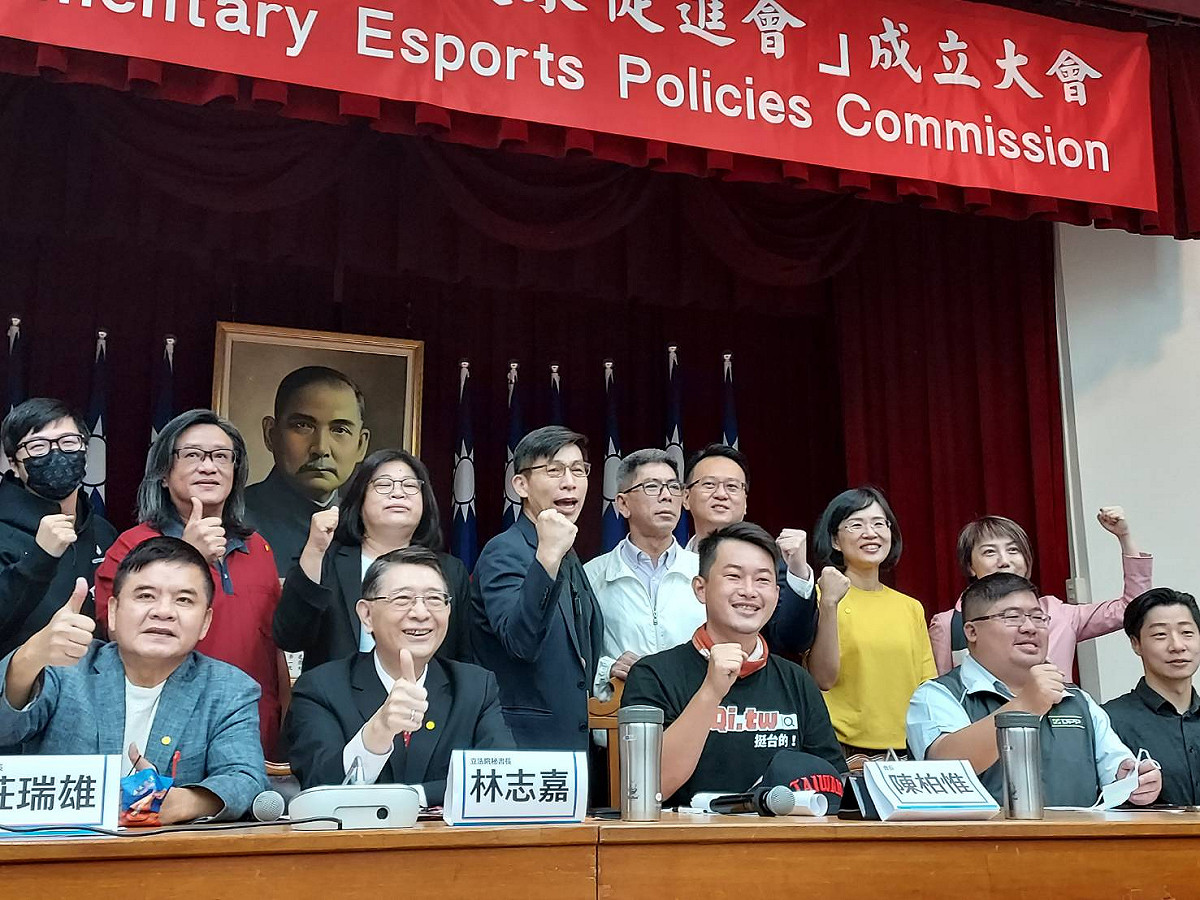 對於陳柏惟被罷免，綠委紛紛送暖。 圖：陳佩君／攝