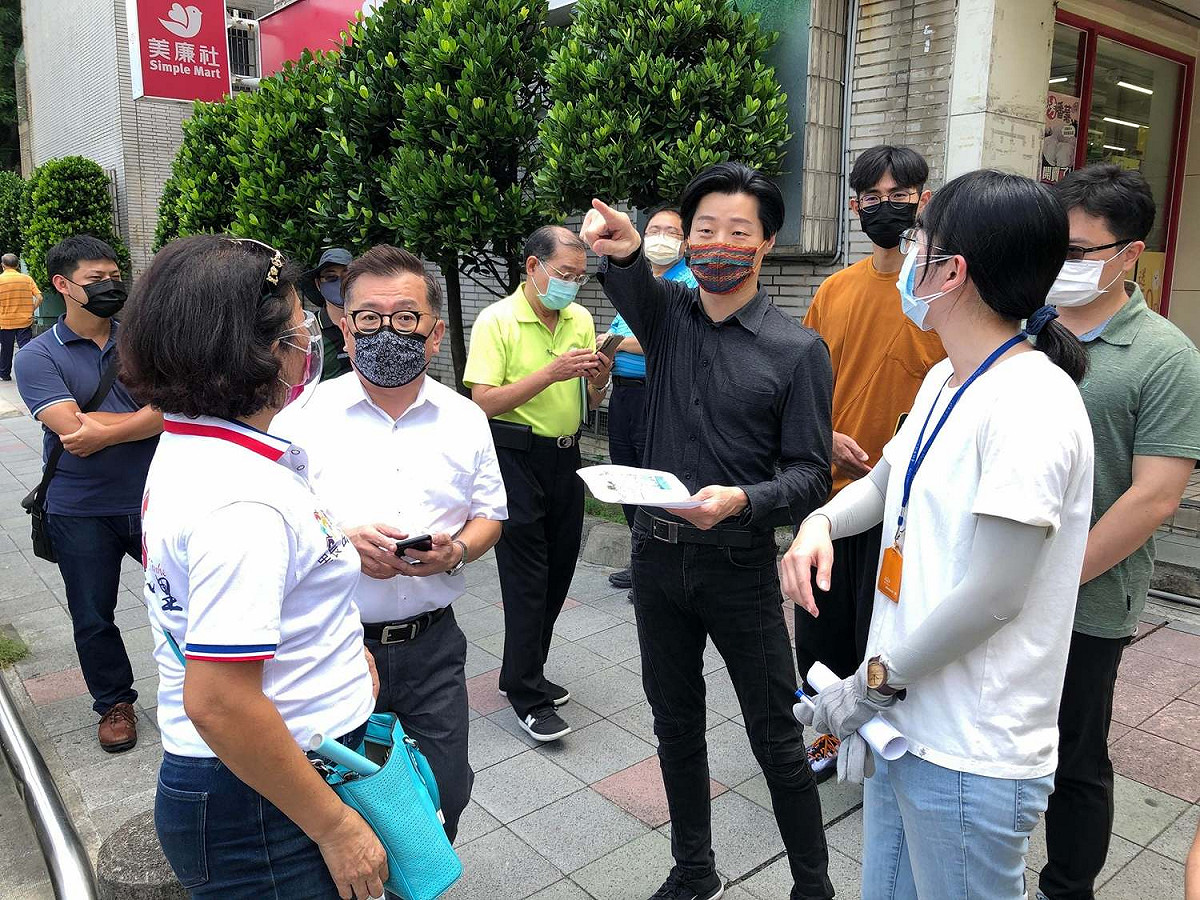 市議員劉耀仁在臉書上表態挺林昶佐。 圖：翻攝自劉耀仁臉書