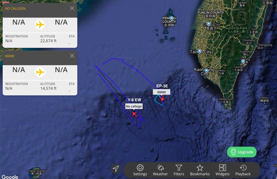 網友指2日美軍「EP-3E白羊型」偵察機與共軍「運-8」遠干機在西南空域「狹路相逢」。 圖：翻攝Ketagalan推特