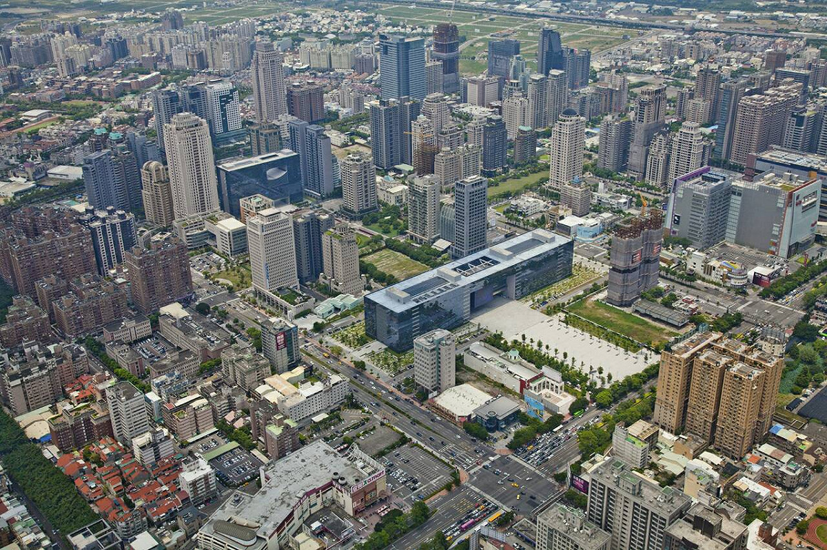 微博「武漢凱叔」11月1日發布了頭條文章《統一後，去台灣省買房怎麼選？ 》，表示他最看好的是台中。 圖：台中市政府 / 提供