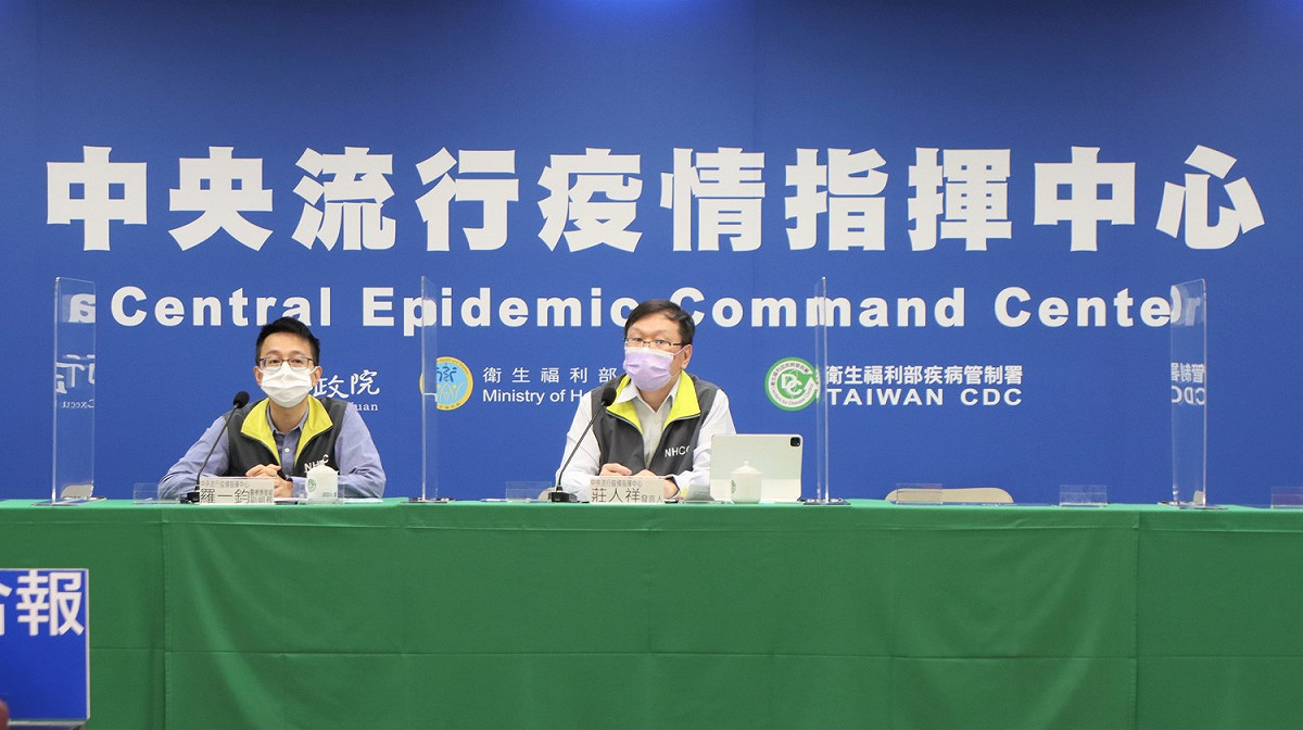 疫情指揮中心宣布，第13期疫苗接種將加開AZ第一劑預約名額。 圖：中央流行疫情指揮中心/提供