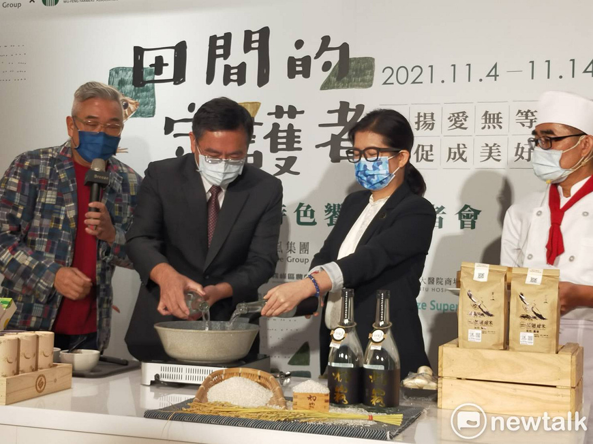 現場由知名美食家焦志方教大家以霧峰優質食材料理美食。 圖：唐復年/攝