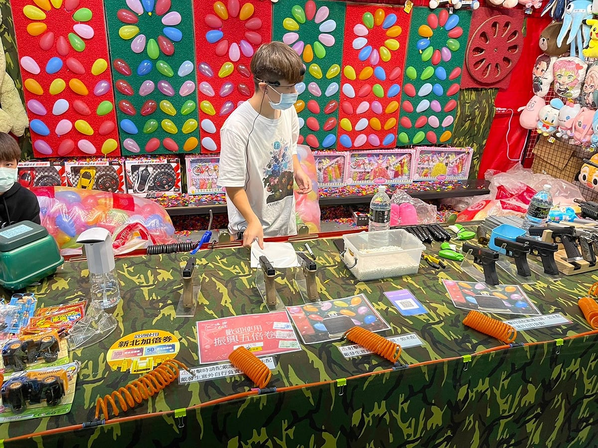 新北加倍券適用場域包含市場、夜市、商圈、觀光工廠、旅宿、4大超商及一般商業等超過1萬6000個場域。 圖：新北市市場處提供