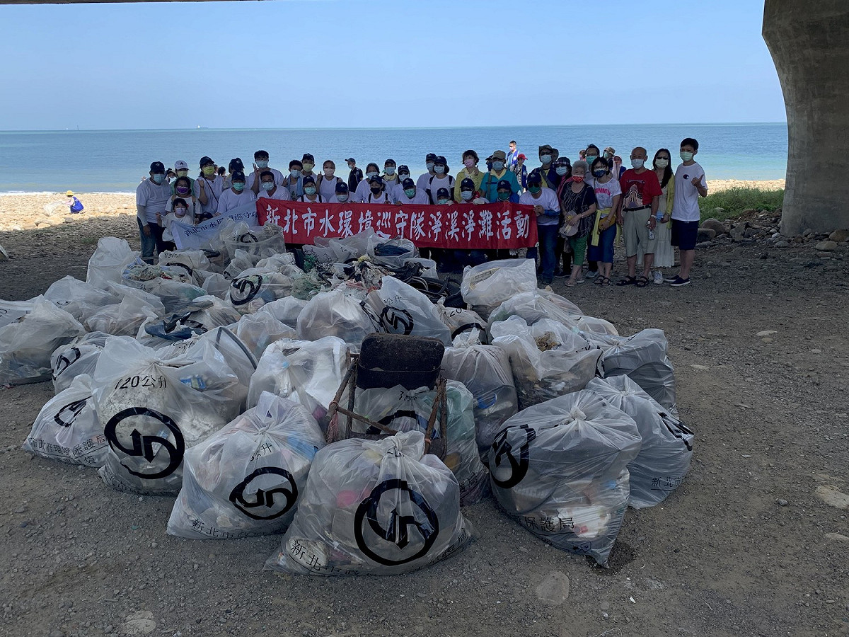 大南灣巡守隊辦理淨灘活動。