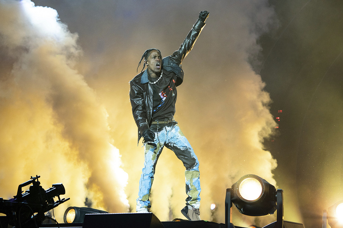 美國休士頓天文音樂祭（Astroworld Festival）在饒舌歌手崔維斯史考特（Travis Scott）登場時，約5萬名觀眾像舞台前方推擠，進而釀成踩踏事故。 圖：達志影像/美聯社