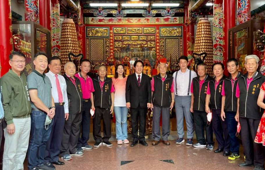 陳柏惟宣布將成為林靜儀志工。 圖：翻攝自陳柏惟臉書