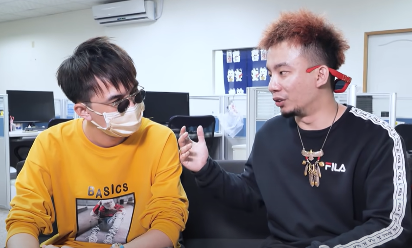 Youtuber 烏鴉曾經在頻道採訪這位年僅23歲的網軍公司老闆。 圖 : 翻攝自烏鴉 Doka TV youtube