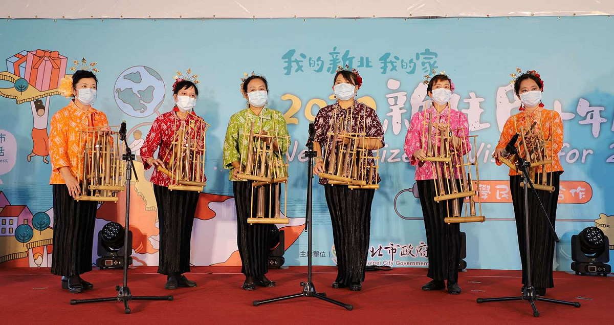 今天活動有異國文化表演及展攤活動。 圖：新北市教育局提供