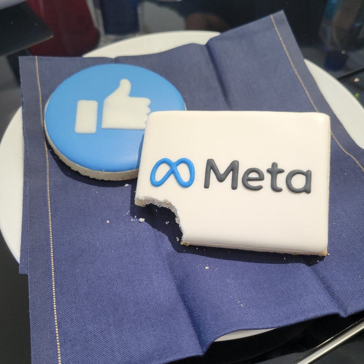 臉書上個月底改名「Meta」，被芝加哥科技公司「Meta Company」指控竊名。 圖：取自祖克柏臉書