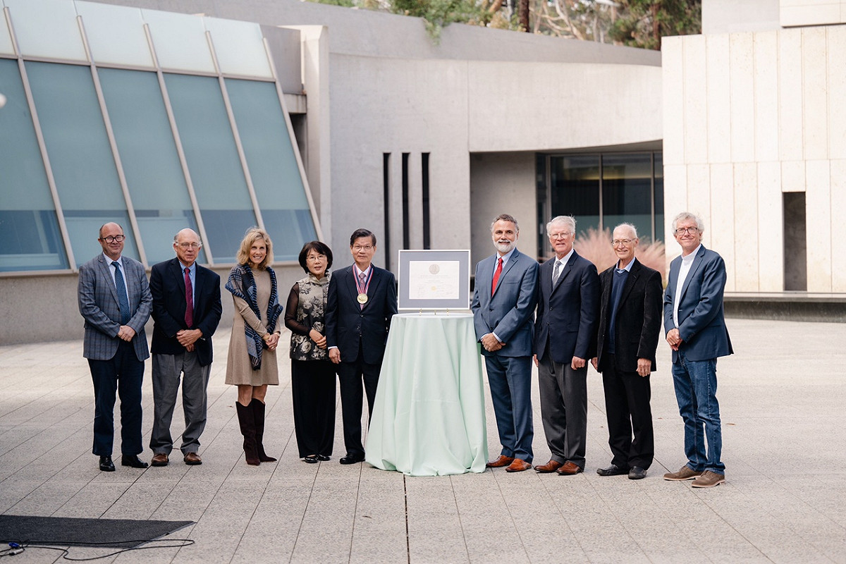 威爾許基金會（The Welch Foundation）於9月公布，2021年威爾許化學獎（Welch Award in Chemistry）得主為前中央研究院院長、國家生技醫療產業策進會會長翁啟惠，成為首位獲此殊榮的台灣人。 圖：翁啟惠／提供