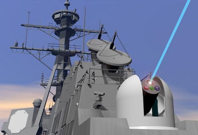 「杜威號驅逐艦」（DDG-105）配備的「奧丁系統」，號稱能干擾甚至精準打擊敵方的艦船軍機。 圖 : 翻攝自每日頭條