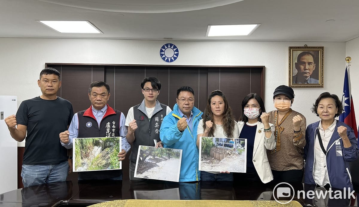 台南市議會今日進行水利會預算審查，無黨聯盟議員周奕齊不滿水利局長未信守承諾批准多筆野溪整治工程預算，祭出清點人數手段表達抗議，國民黨團和無黨聯盟吳禹寰都給予支持。 圖：黃博郎／攝