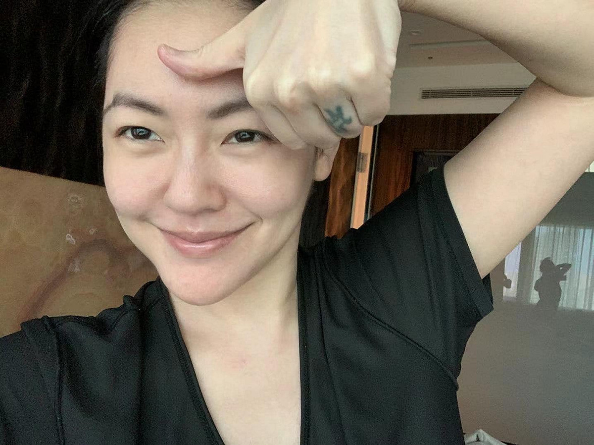 小S發文表示對《慾望城市》女主角被嫌老感到震驚，直言「為什麼女人還要被『歲數』綁架？」 圖：翻攝自小S徐熙娣臉書